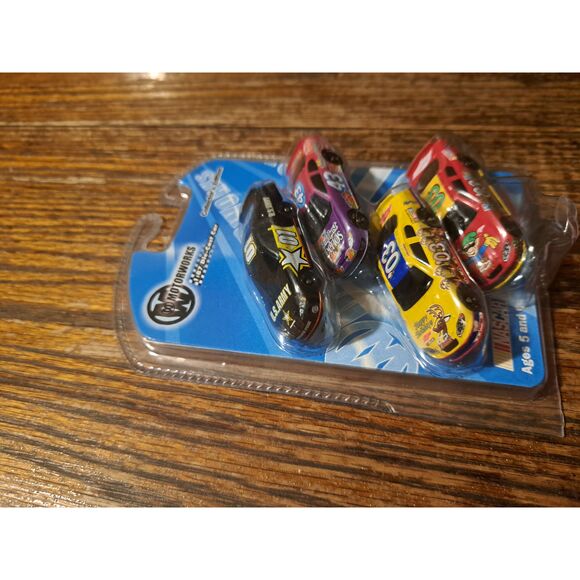 2003 NASCAR Sam Bass Holiday Diecast Set 1:87 Team Caliber Motorworks Race Cars - Picture 2 of 3